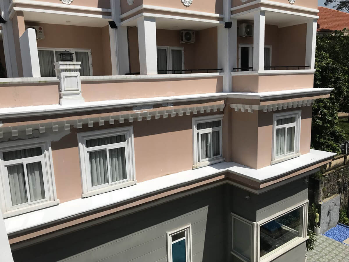Thi công chống thấm công trình Khách sạn Bcons
